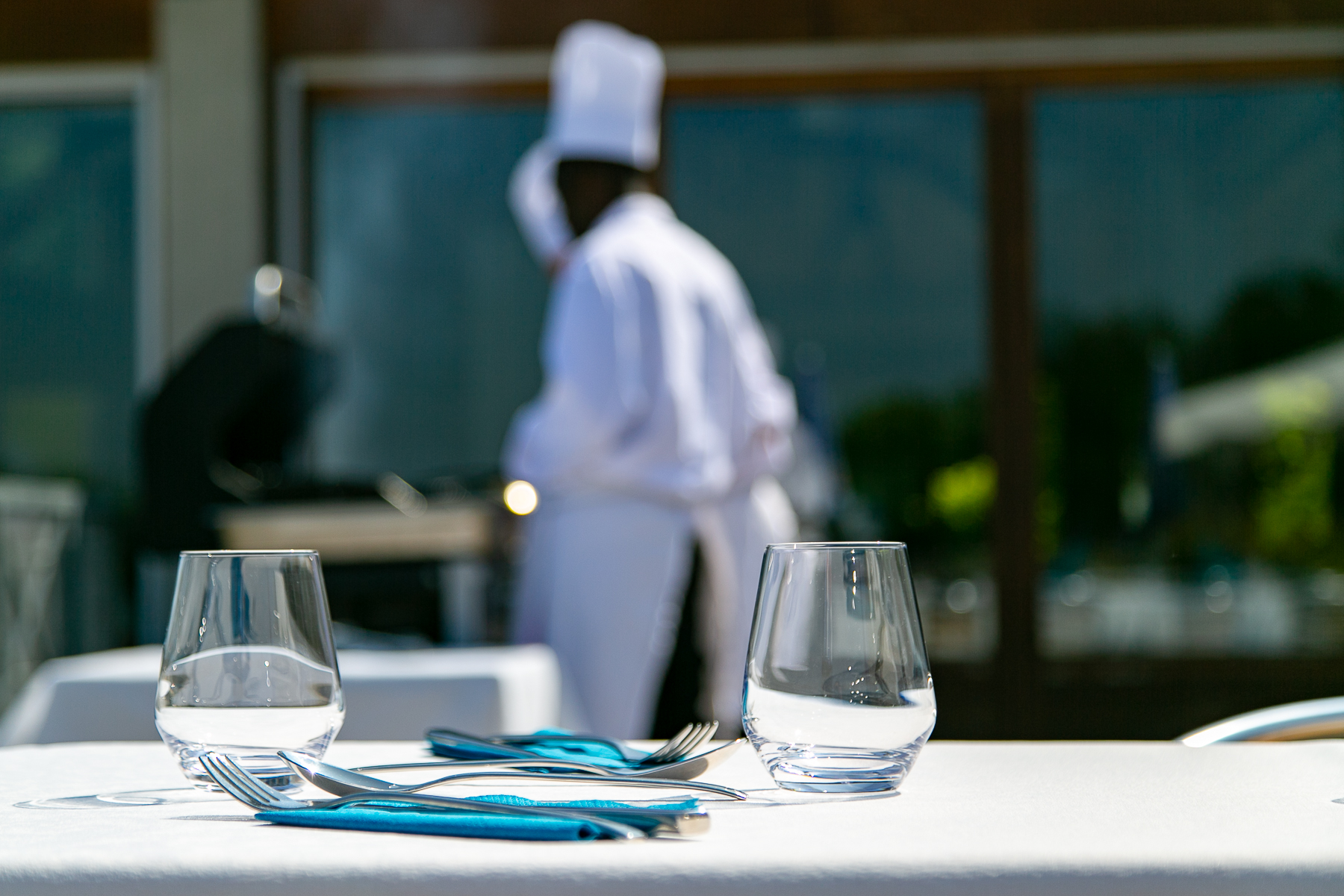 "Se qualifier dans l'hôtel/restau."